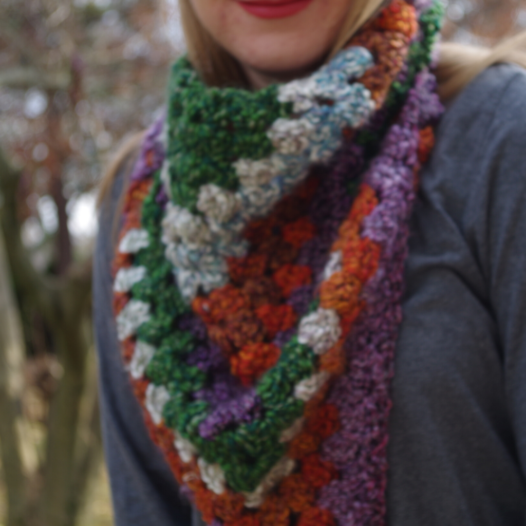 granny triangle cowl